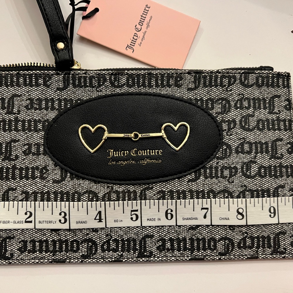 Juicy couture wristlet